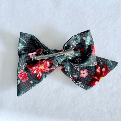 Holiday Bow Poinsettias-Clip