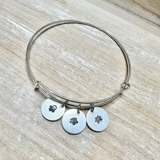 Dainty Disk Bracelet